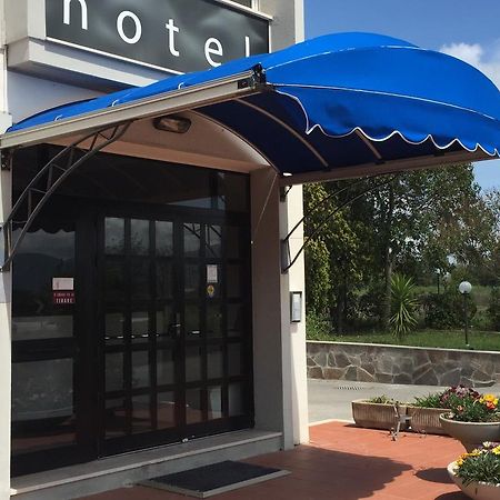 Hotel Letizia Follonica Exterior foto